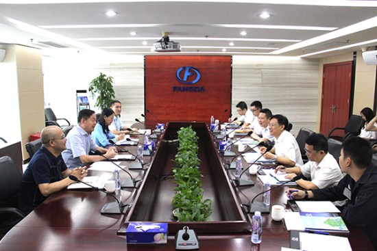 深圳市南山区供电局党委书记、局长李小明一行到ag亚娱集团(Asia Gaming)集团调研